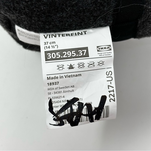 Ikea 2022 Vinterfint Gnome Standing Santa Red Gray 14 in Plush Bean Bag Base - Picture 8 of 8